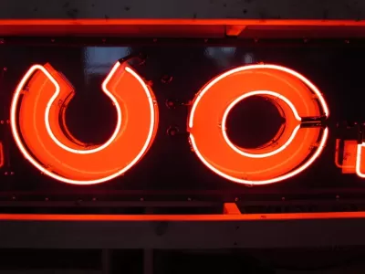 New Ford Motor Company / Lincoln Porcelain Neon Sign 6 FT W x 15 1/2 FT H