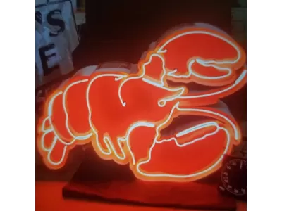 Giant Lobster 12 FT W