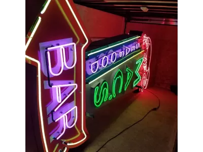 Macs Seafood 5 FT W x 12 FT H