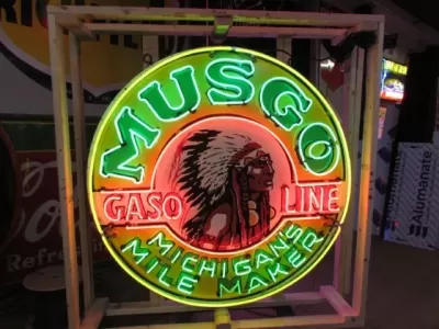 New Musgo Porcelain Neon Sign 60 IN Diameter