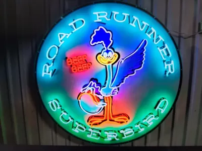 New Roadrunner Superbird Porcelain Neon 60 IN DIA