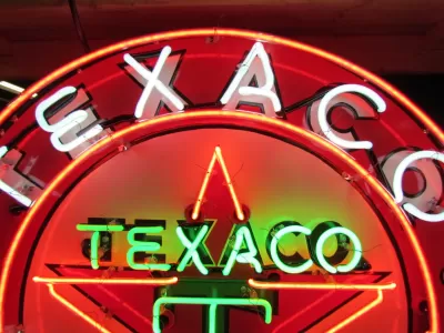 New Texaco Gasoline Motor Oils Porcelain Neon Sign - 48" Diameter