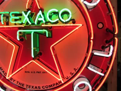 New Texaco Gasoline Motor Oils Porcelain Neon Sign - 48" Diameter