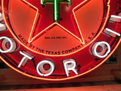 New Texaco Gasoline Motor Oils Porcelain Neon Sign - 48" Diameter