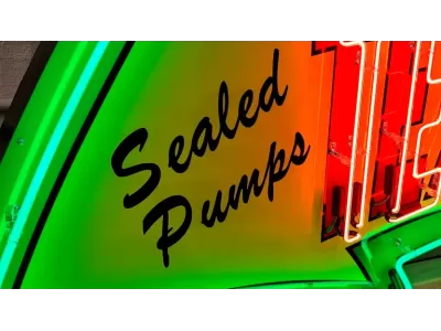 New Texaco Animated Arrow Porcelain Neon Sign 72"W x 44"H